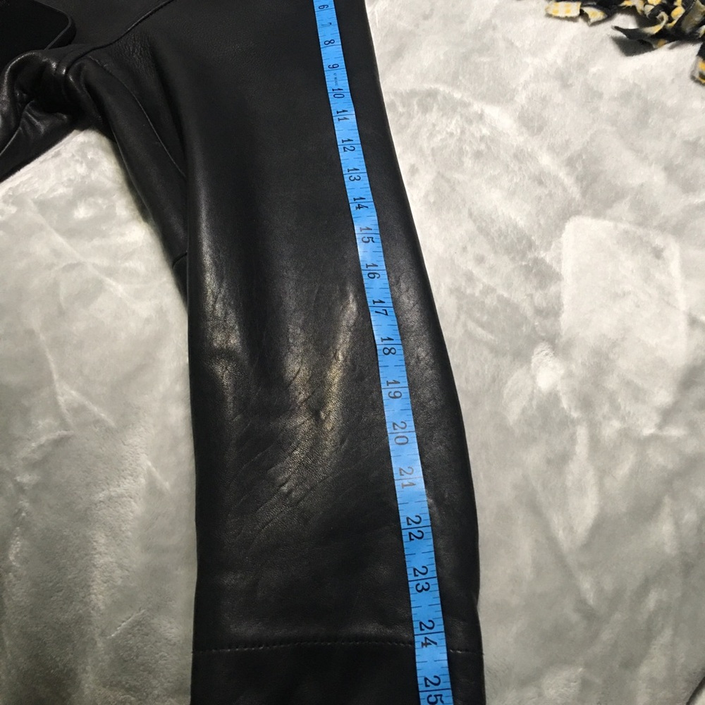 Leather jacket - Picture 7 of 7